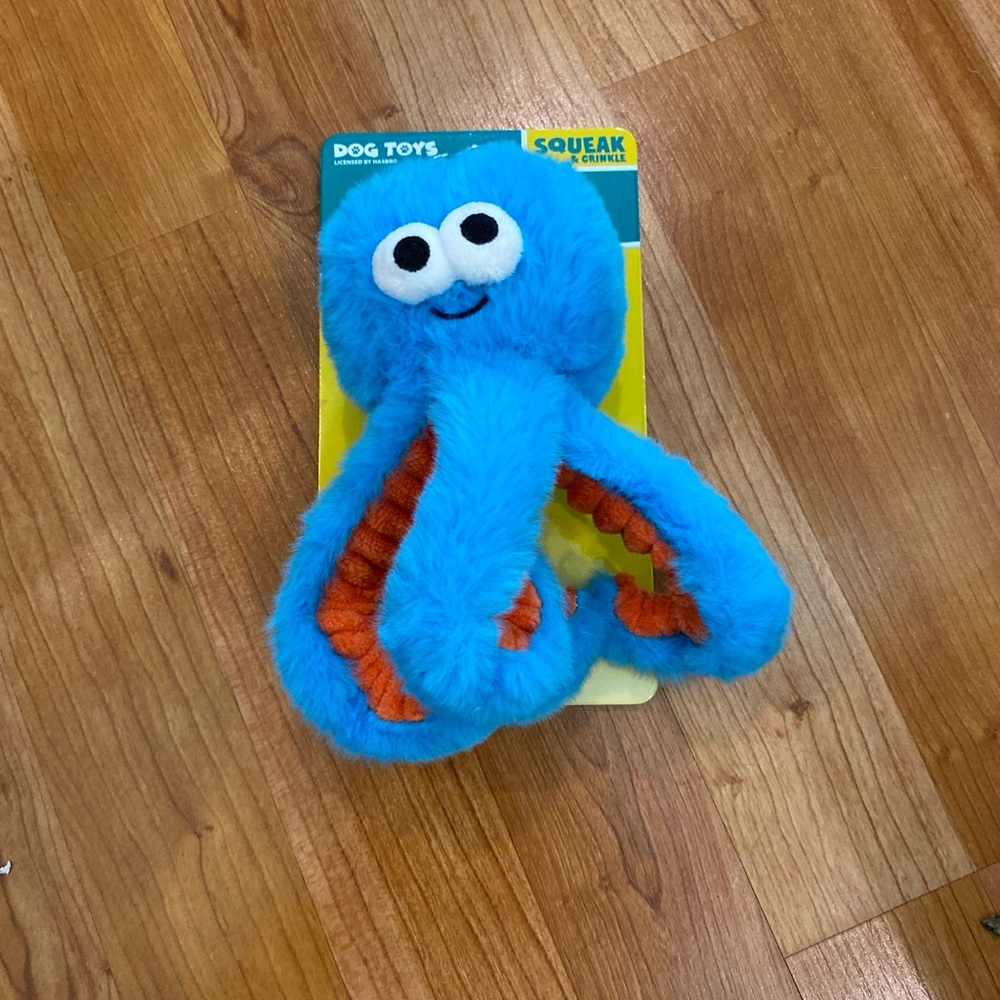 Brand New With Tag Transformers Optimus Prime Squeaky Crunch Dog Toy Hasbro 12”